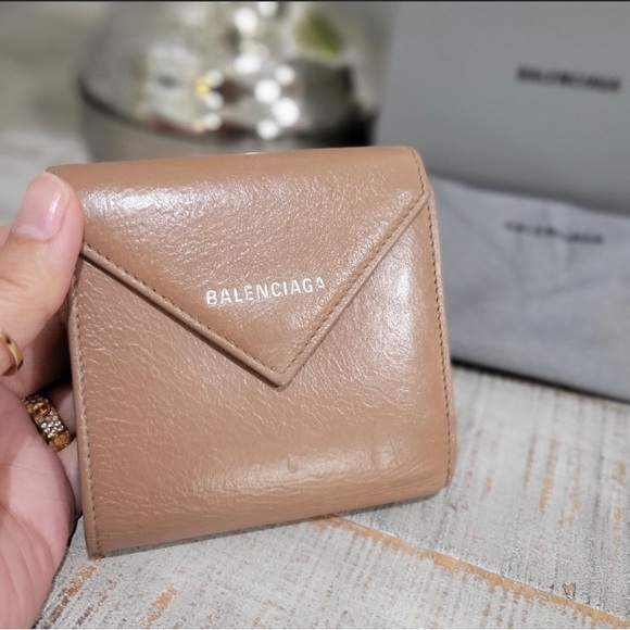 Balenciaga Compact Wallet - Picture 2 of 9